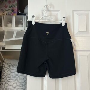Aritzia Black Cheeky High-Waisted Shorts